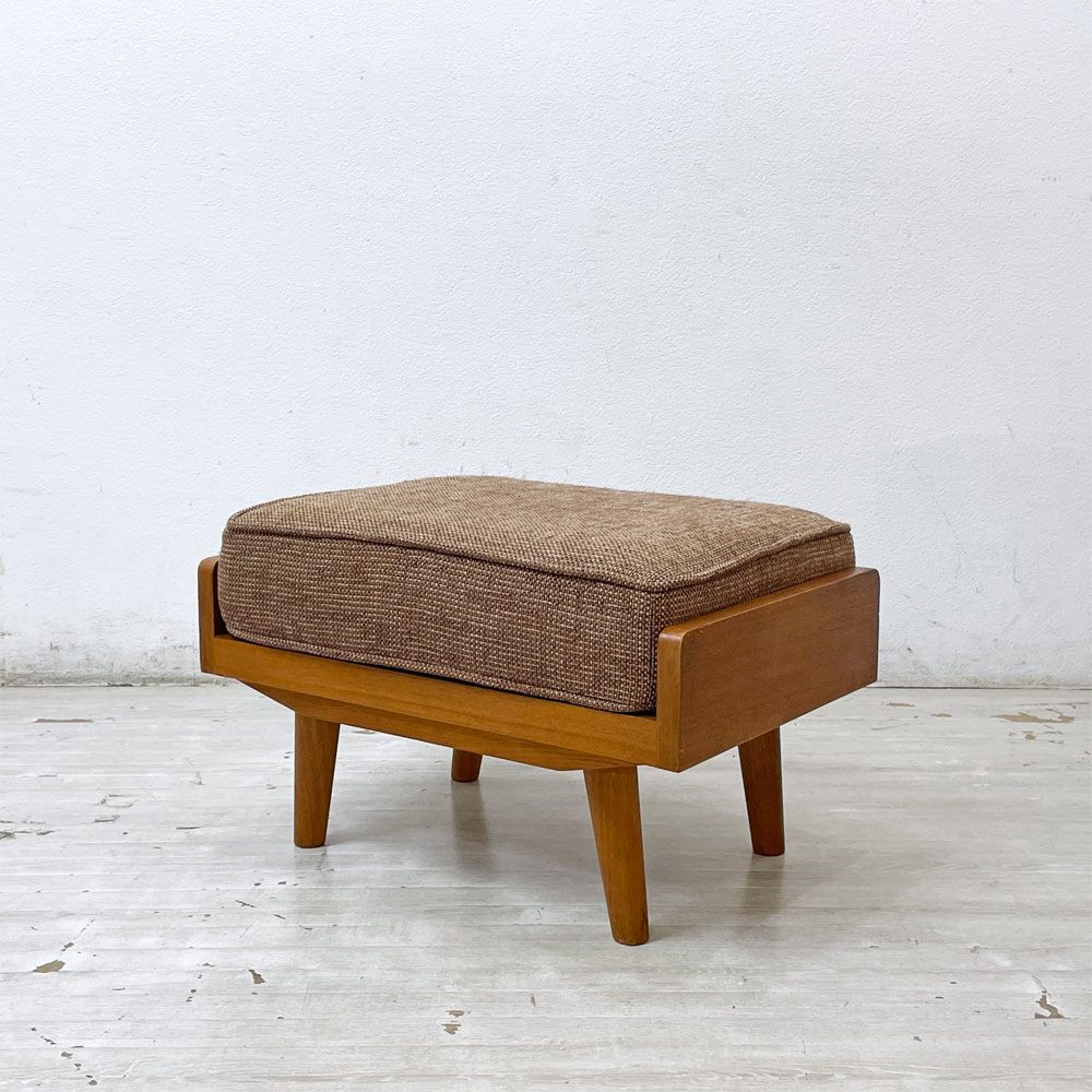 【祖師ヶ谷大蔵店】ウニコ unico アルベロ ALBERO オットマン スツール チークカラーフレーム ファブリック 北欧ビンテージスタイル 買取させていただきました。