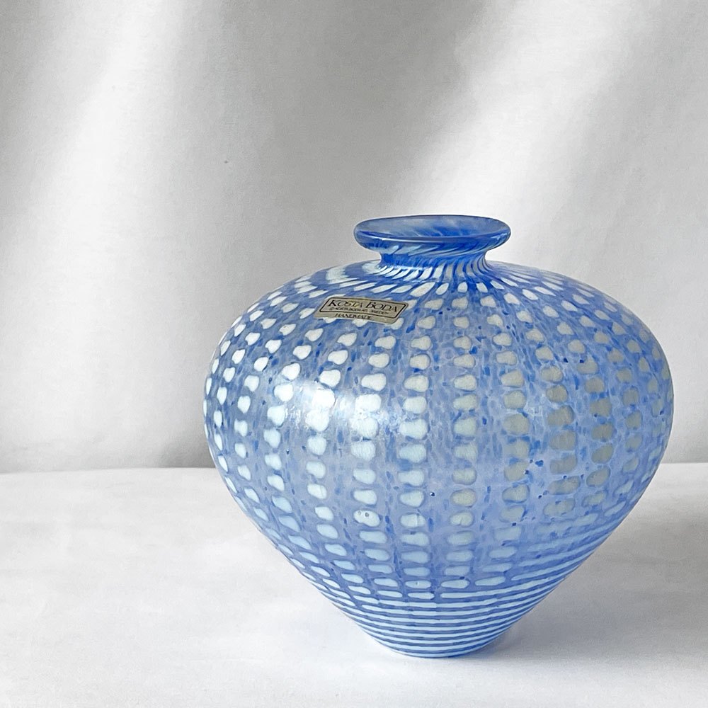 【用賀店】コスタボダ KOSTA BODA ミノス Minos 青い花瓶 48436 H11cm ガラス フラワーベース Bertil Vallien 花器 北欧 スウェーデン 買取させていただきました。