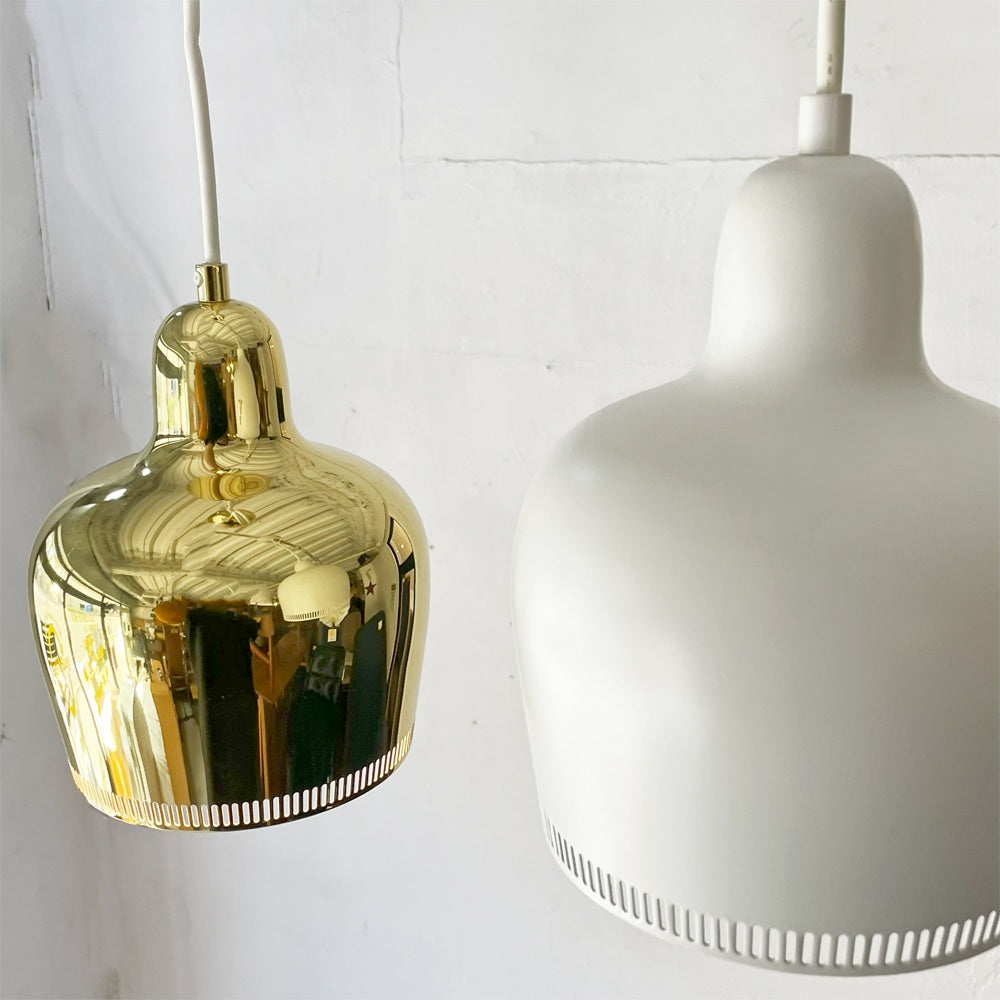 【下北沢店】アルテック artek A330S ペンダントライト ゴールデンベル ホワイト＆ブラス アルヴァ・アアルト 北欧照明  買取させていただきました。