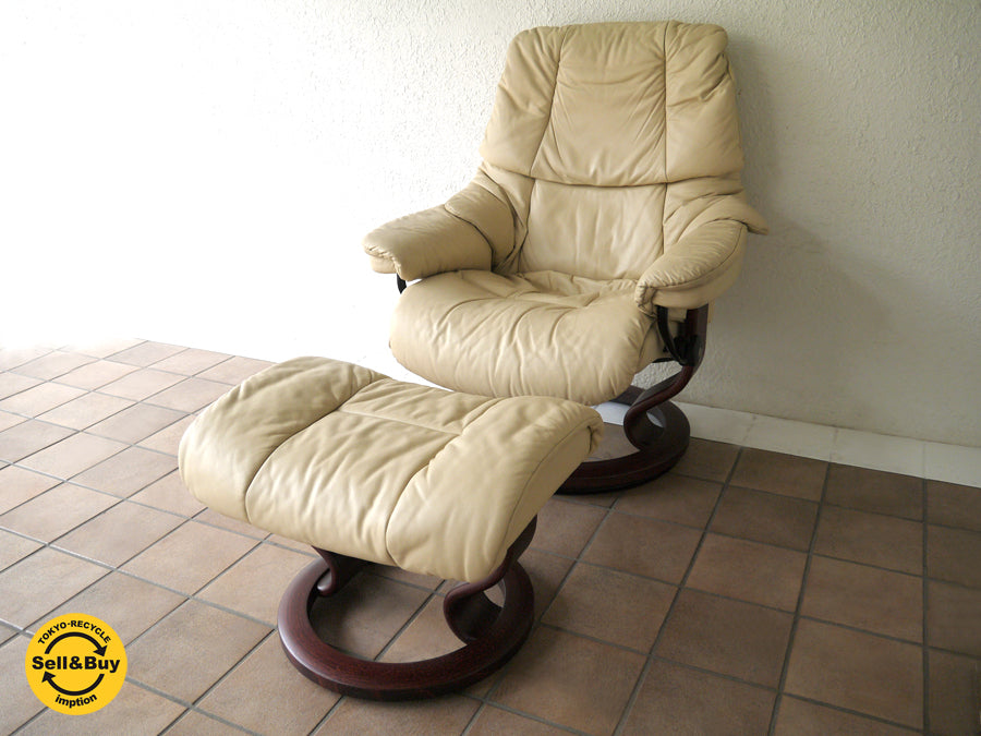 エコーネス EKORNES ストレスレス Stressless レノ Reno リクライニングチェア ノルウェー 現行モデル ・ 上位クラス！ リーフレット &amp; 取説 &amp; お手入れブック完備！！ グッドコンディション！！！  ～ 至福の休息を約束する国際特許を取得した高機能リクライニングチェアの決定版！ ～ 【買取と販売とレンタルのお店】