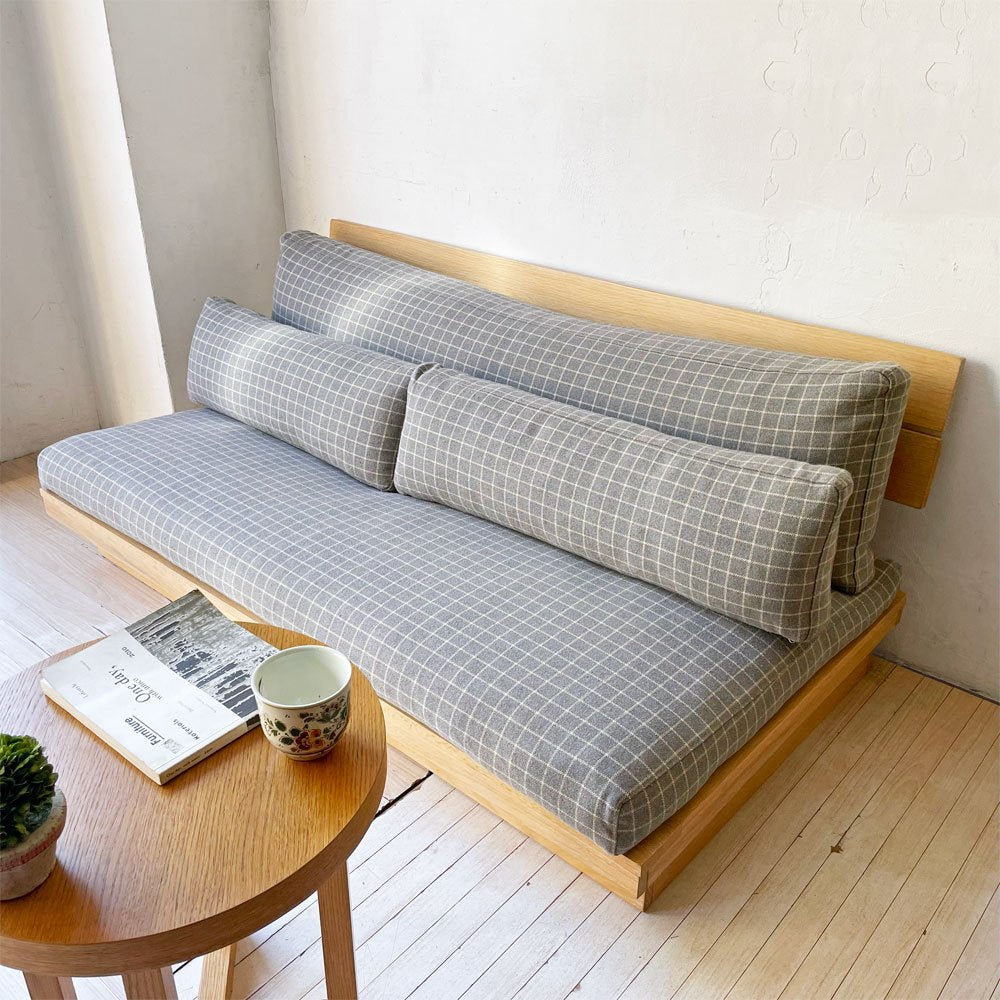 【下北沢店】アクタス ACTUS ジャルビ JARVI ソファ オーク無垢材 ローソファ チェック柄 ファブリック カバーリング 北欧スタイル 買取させていただきました。