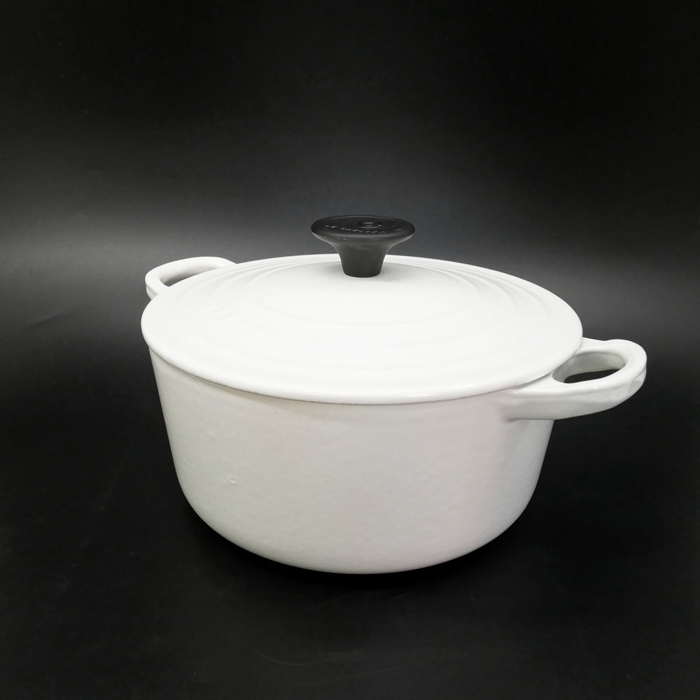 【祖師ヶ谷大蔵店】ルクルーゼ LE CREUSET ココットロンド 両手鍋 18cm ホワイト 両手鍋 鋳物 買取させていただきました。