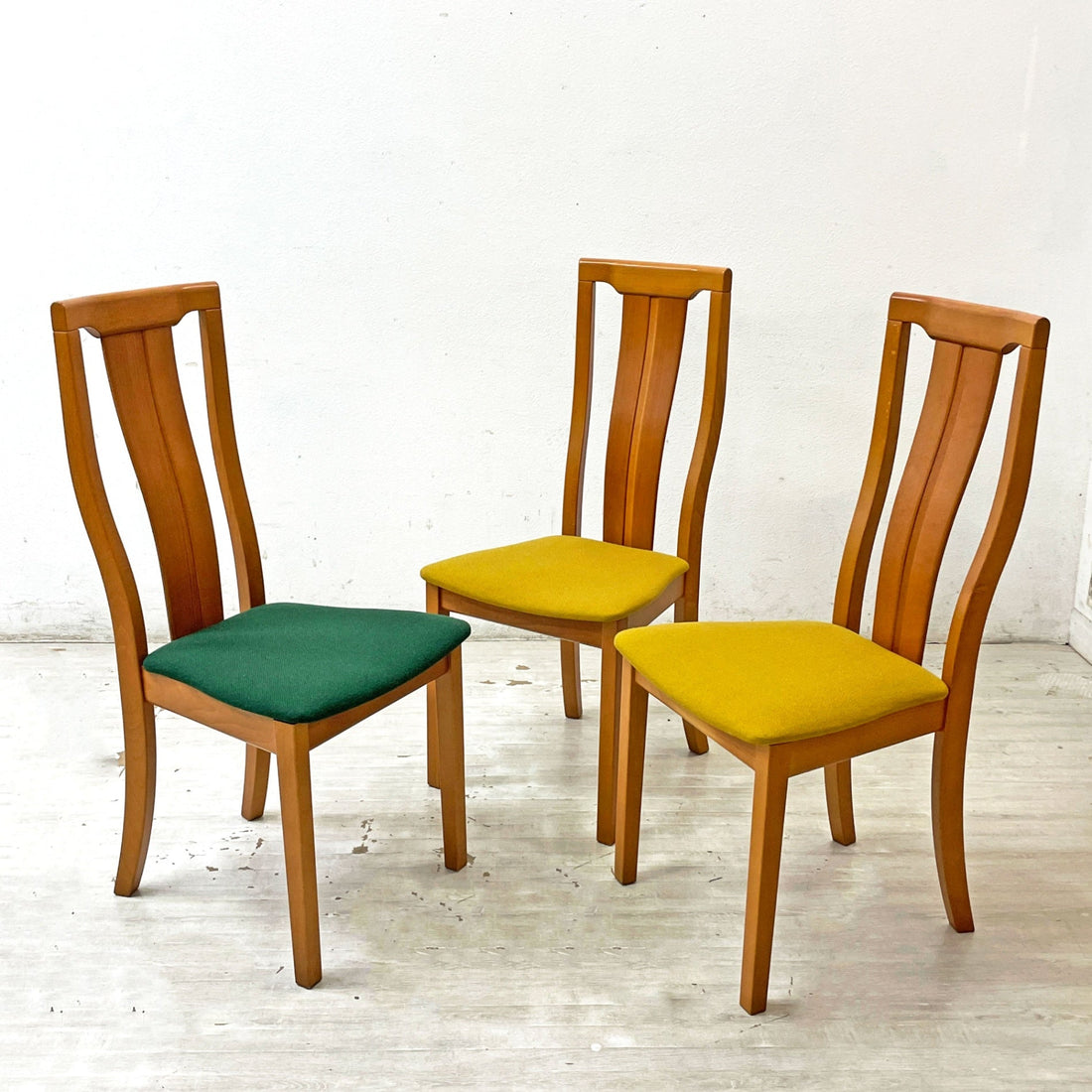 【祖師ヶ谷大蔵店】スコービー skovby ダイニングチェア SM62K デンマーク ビンテージ 北欧家具 座面張替え済み ×3脚 買取させていただきました。