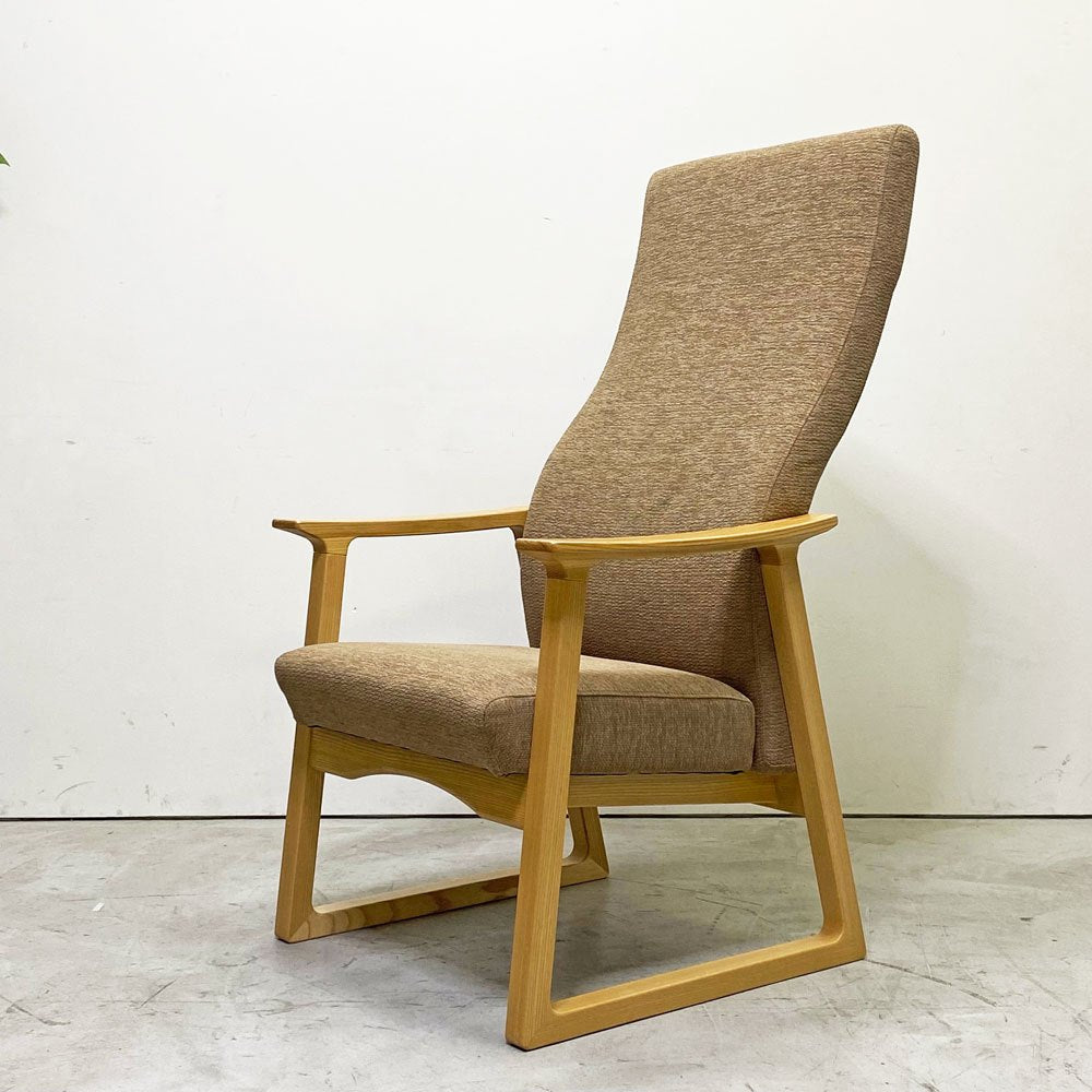 【祖師ヶ谷大蔵店】平田椅子製作所 HIRATA CHAIR ポーザハイ POSA Hi ラウンジチェア Lサイズ アッシュ無垢材 ファブリック ベージュ系 諸富家具 買取させていただきました。