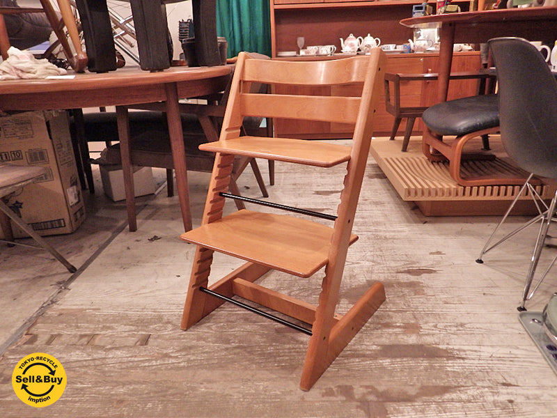 STOKKE ストッケ TRIPP TRAPP トリップトラップ チェア 新型 チェリー 買い取りしました。祖師ヶ谷大蔵店 出張買取もお任せ下さい。