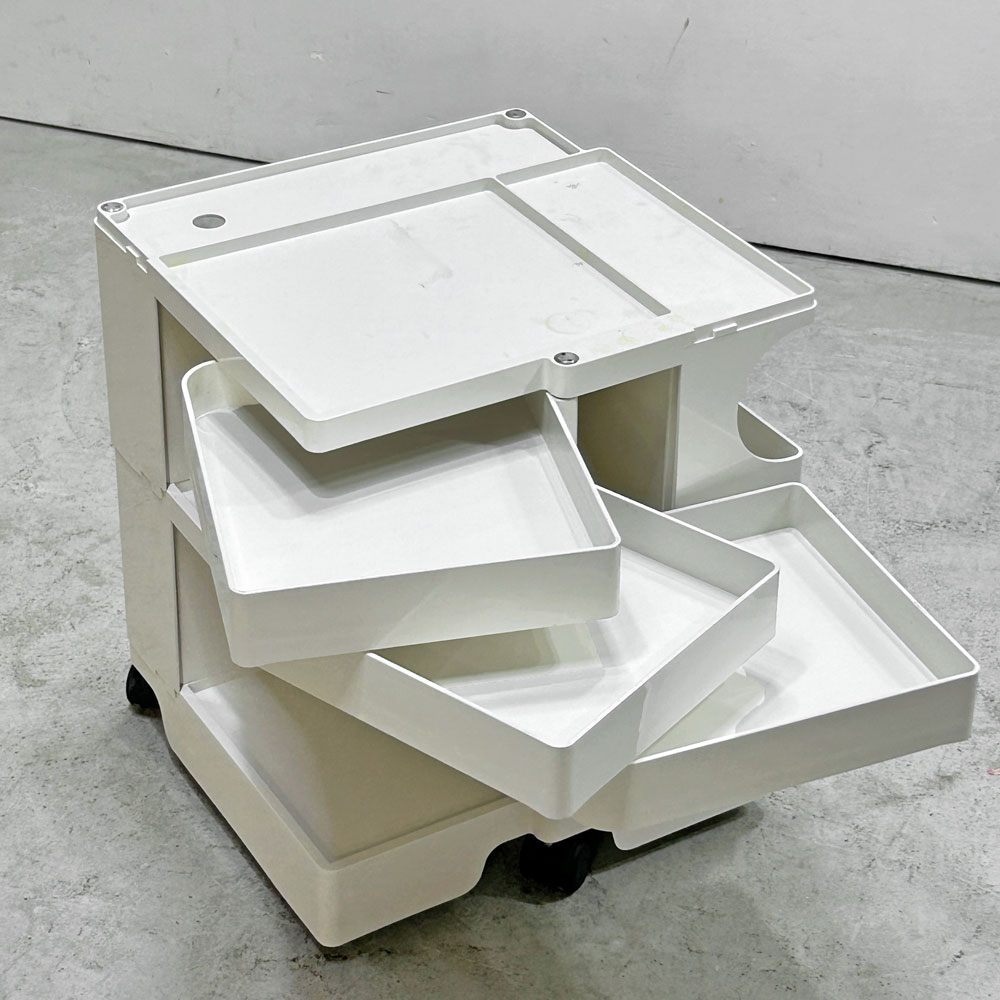 【祖師ヶ谷大蔵店】 ビーライン B-LINE ボビーワゴン Boby Wagon 2段3トレイ ホワイトカラー ジョエ・コロンボ イタリア MoMA ミッドセンチュリー 買取させていただきました。