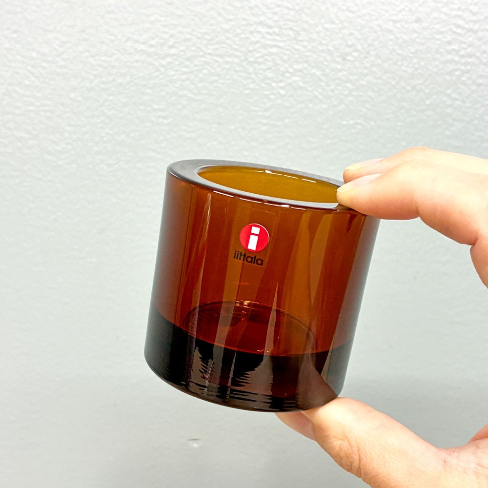 【経堂店】イッタラ iittala マリメッコ marimekko キビ kivi キャンドルホルダー ブラウン 60mm ヘイッキ・オルヴォラ 買取させていただきました。