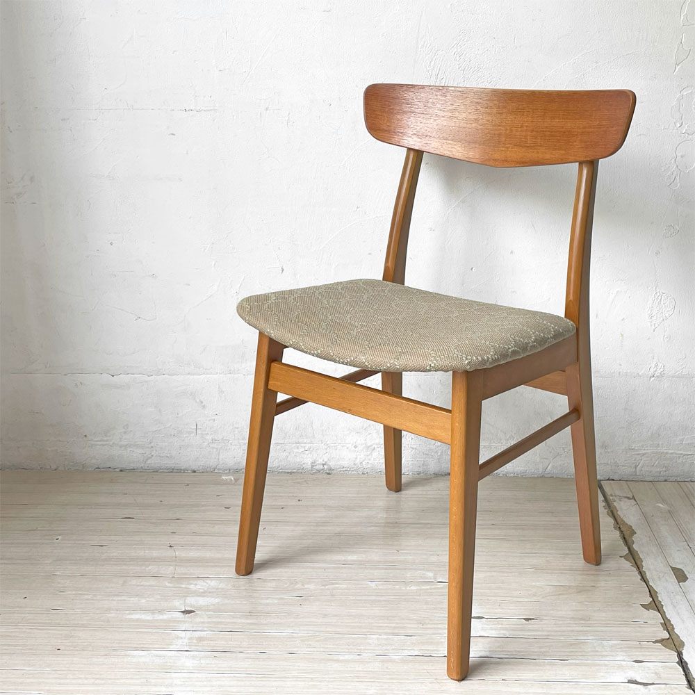 【下北沢店】デンマーク ビンテージ チーク材 ダイニングチェア ミナペルホネン生地 ファブリック スカンジナビア家具 北欧デザイン  買取させていただきました。