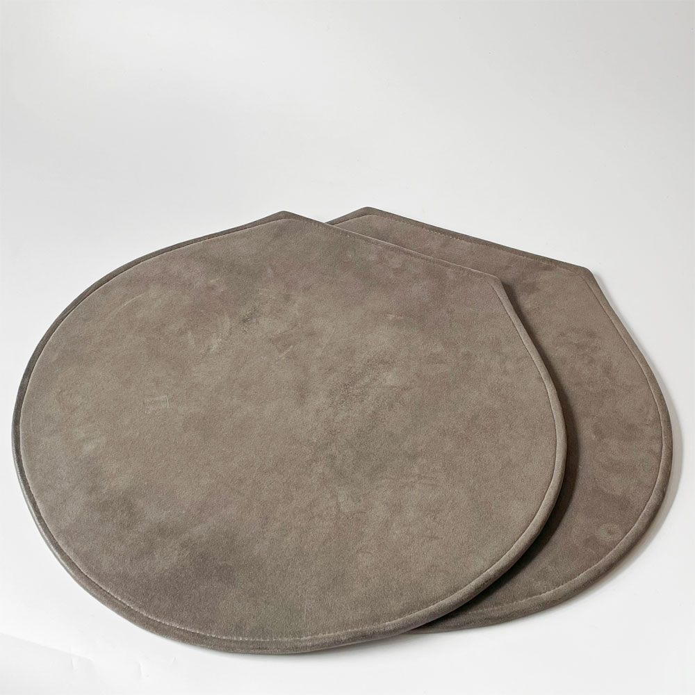 【下北沢店】フリッツ・ハンセン Fritz Hansen ミオネッタ MIONETTA セブンチェア用 チェアパッド 北欧 デンマーク 計2点 買取させていただきました。