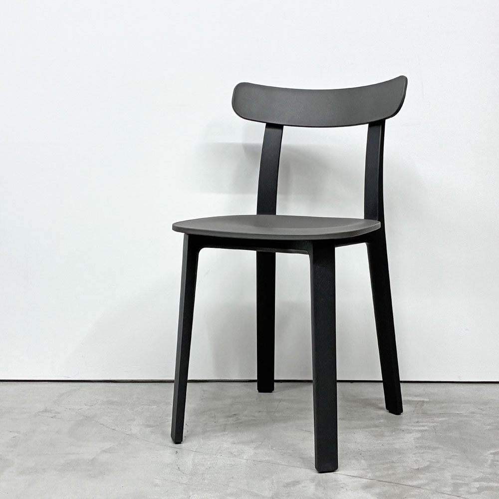【経堂店】 ヴィトラ Vitra オールプラスチック チェア All Plastic Chair APC ジャスパー モリソン Jasper Ｍorrison グラファイトグレー スイス 買取させていただきました。