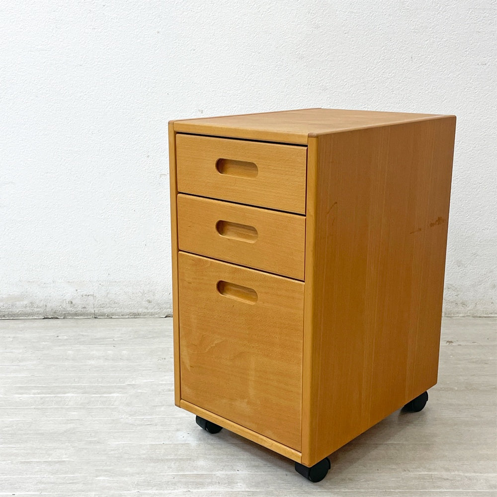 【祖師ヶ谷大蔵店】フォルミオ Formio ハイチェストワゴン デスクワゴン 3ドロワー キャスター付き KF-09 阿久津雄一 デンマーク 買取させていただきました。