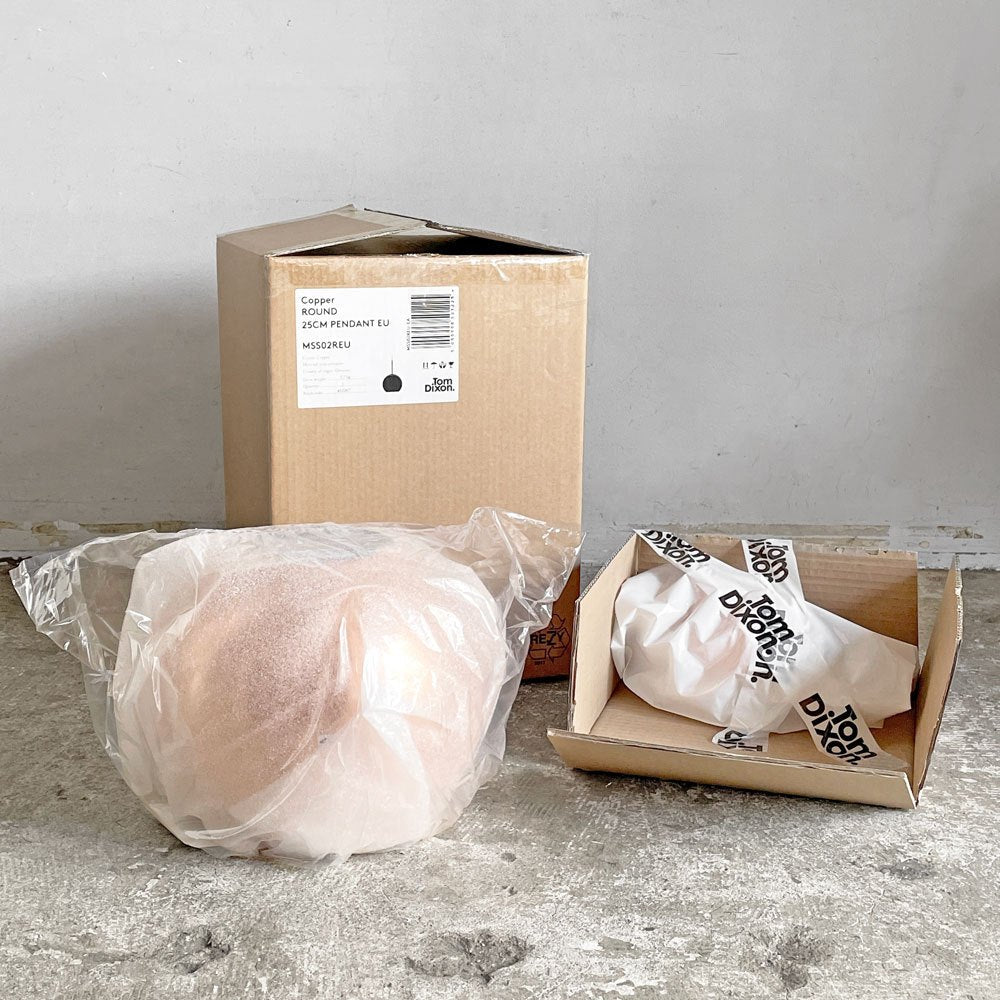 【自由が丘店】トムディクソン Tom Dixon コッパー ラウンドペンダントライト 25 Copper Round Pendant 25 コッパー 箱付き 未使用品 買取させていただきました。