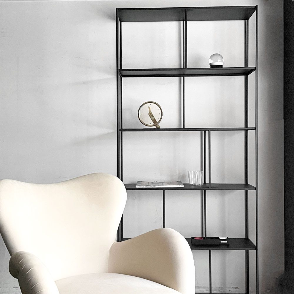 【自由が丘店】モーダエンカーサ moda en casa グリロ シェルフ トール GRILLO shelf tall 本棚 飾り棚 ディスプレイラック モダンデザイン 買取させていただきました。