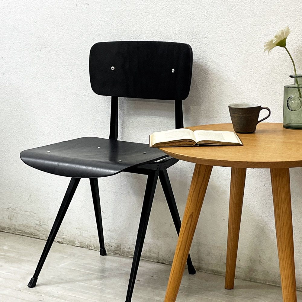 アーレンドデシュルコ Ahrend de Cirkel リザルトチェア ダイニングチェア フリソ・クラマー ブラック オランダ ビンテージ インダストリアルデザイン～そこから放たれる存在感。～