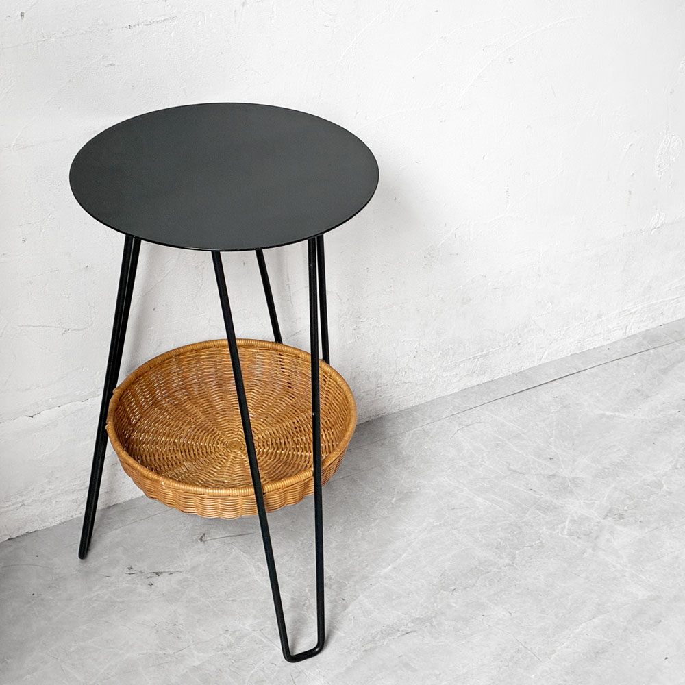【下北沢店】イデー IDEE ワラビー WALLABY SIDE TABLE サイドテーブル 買取させていただきました。
