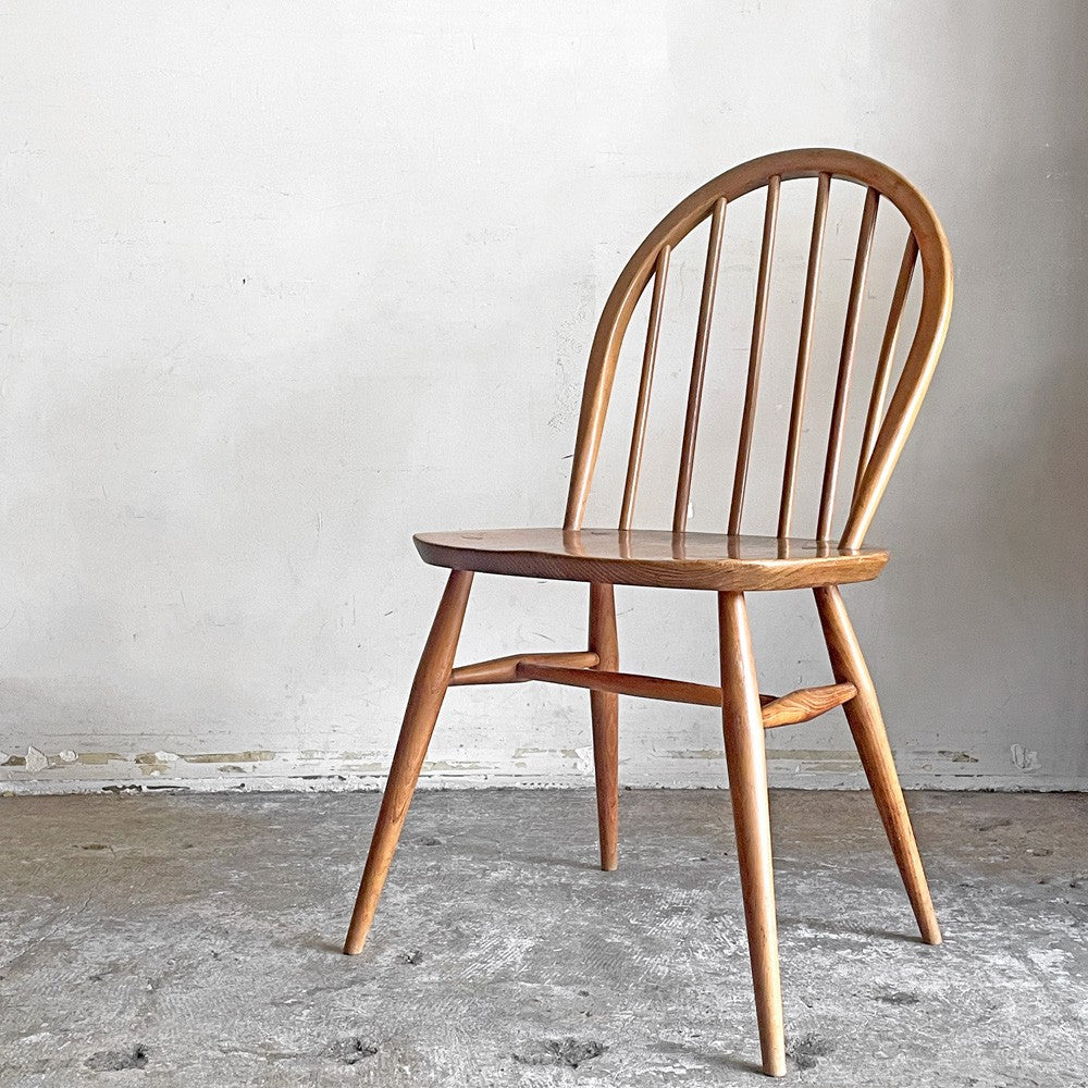 【自由が丘店】	 アーコール Ercol フープバックチェア ダイニングチェア スポークバック エルム材 カイトマーク有り 60's UKビンテージ vintage 英国家具 買取させていただきました。