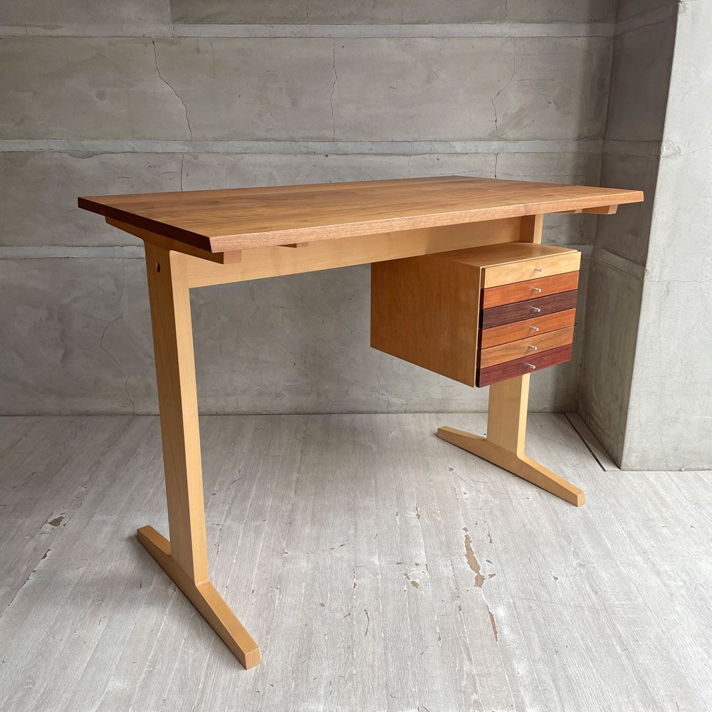 【学芸大学店】広松木工 Hiromatsu Furniture Inc. ソノ SONO デスク ウォールナット×メープル無垢材 定価￥180,400- 買取させていただきました。