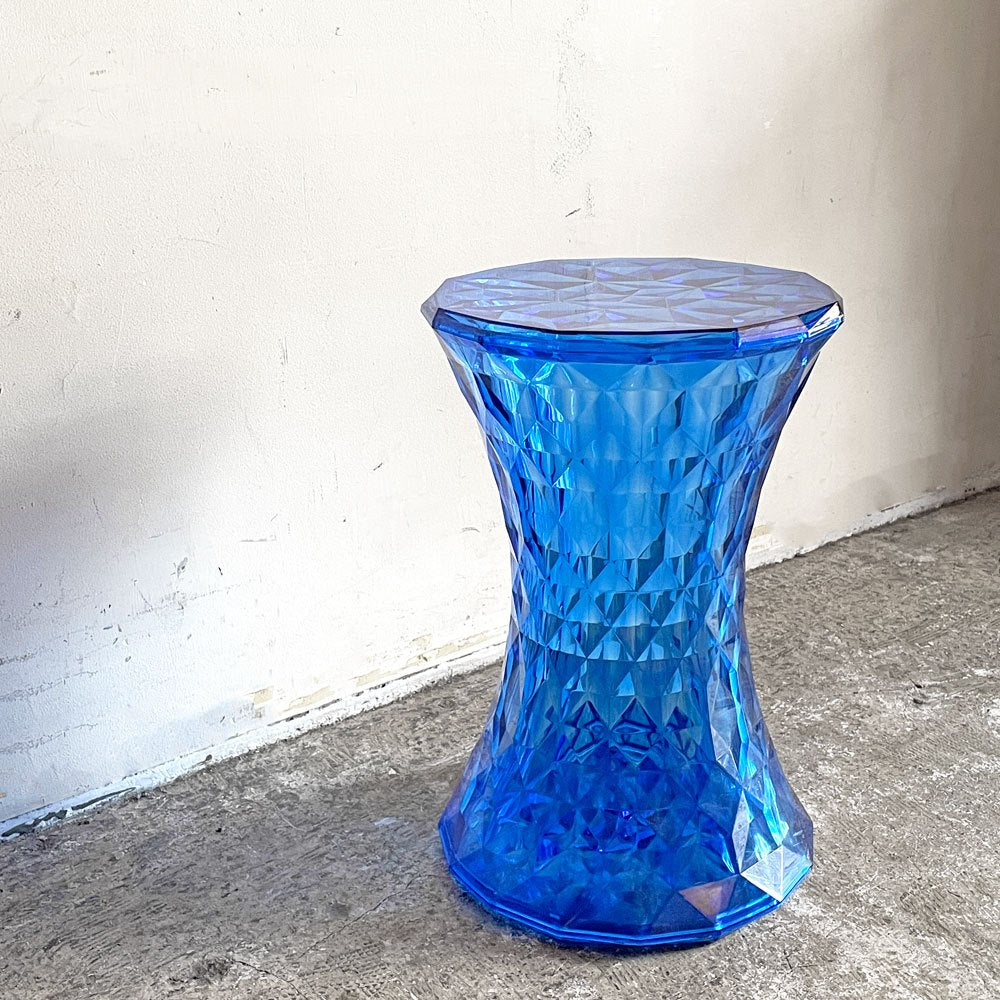 【自由が丘店】カルテル Kartell ストーン STONE スツール サイドテーブル H46cm ポリカーボネート ブルー マルセル・ワンダース イタリア 買取させていただきました。