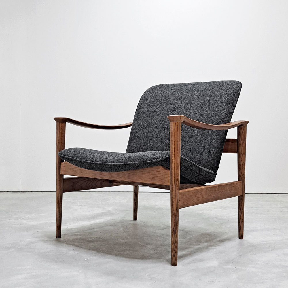 【祖師ヶ谷大蔵店】クラッシュゲート CRASH GATE ノル NOR マルコ MARCO ラウンジチェア 関家具 北欧 モダン 展示未使用品 買取させていただきました。