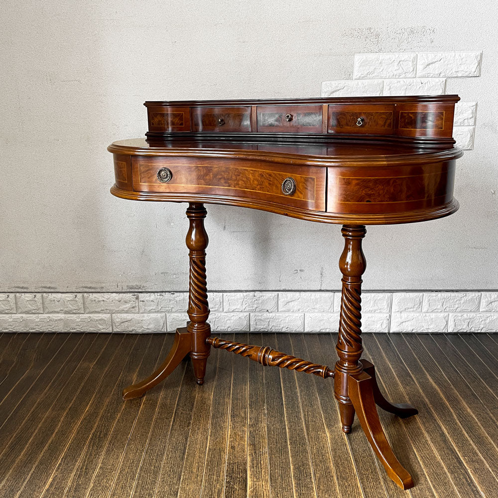 UKビンテージ UK Vintage キドニーデスク マホガニー材 象嵌細工 抽斗付 クラシカルデザイン 英国家具  中古品  買い取りしました。