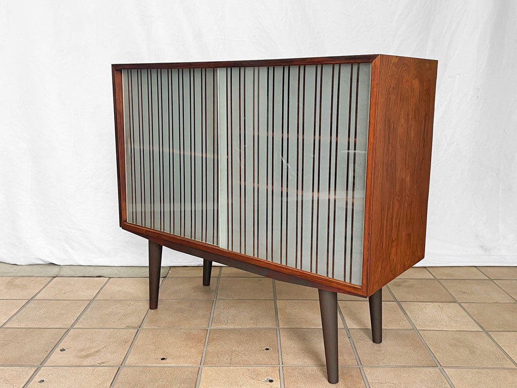 デンマークビンテージ Danish vintage ローズウッド ガラスキャビネット 擦りガラス ストライプ 北欧家具 ミッドセンチュリー 中古品 買い取りしました。