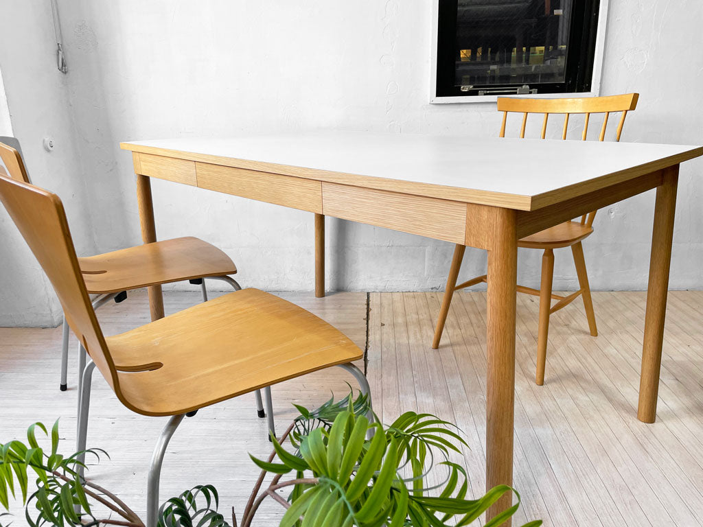 イデー IDEE スティルト テーブル STILT TABLE 1400 ホワイト デスク メラミン×オーク材 マリナ・ボーティエ Marina Bautier 中古品 買い取りしました。