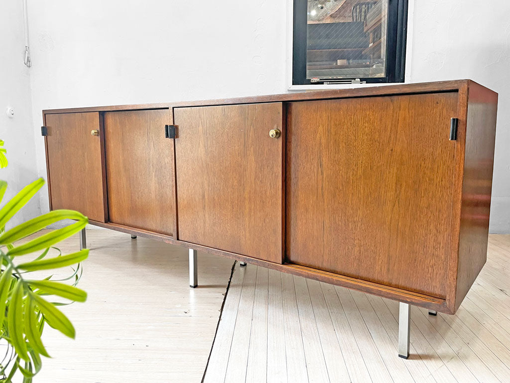 ノル Knoll ビンテージ クレデンザ Credenza サイドボード ウォールナット レザーハンドル フローレンス・ノール Florence Knoll ミッドセンチュリー 希少 中古品 買い取りしました。