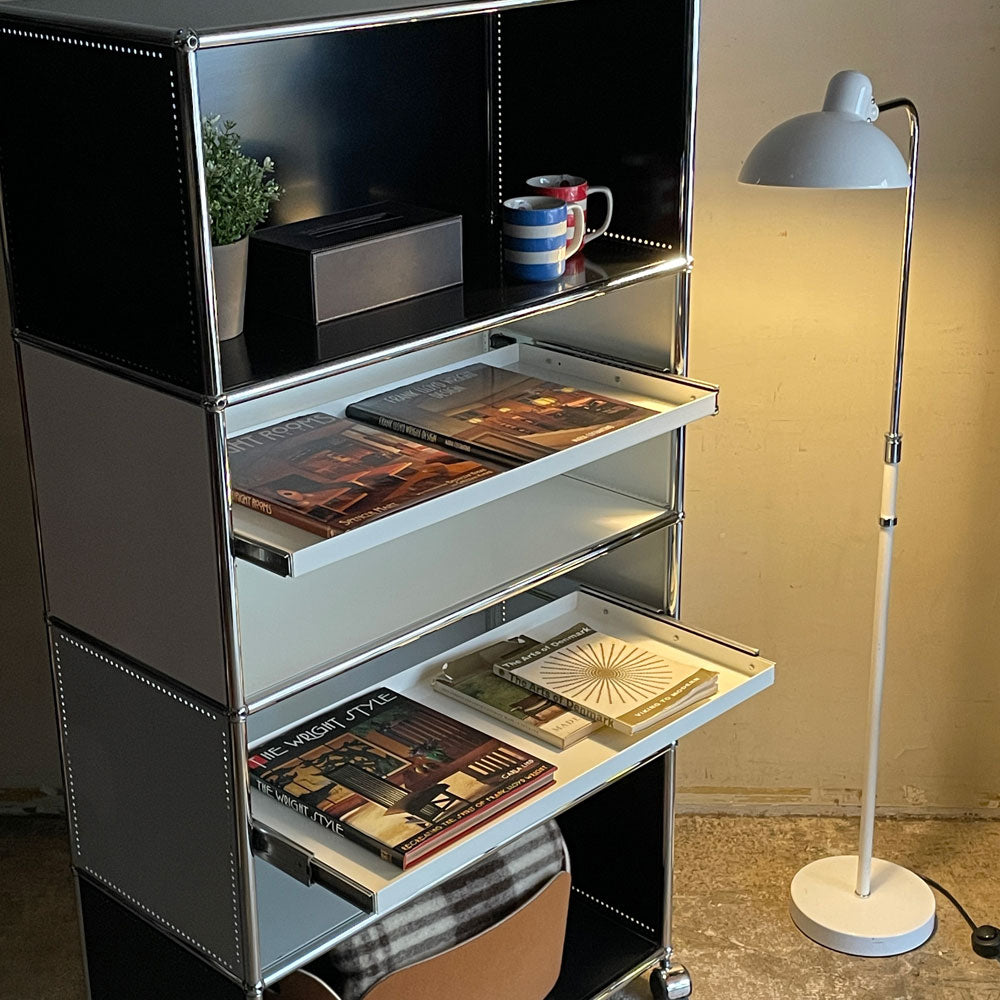 ユーエスエムハラー USM Haller モジュラーファニチャー ハラーシステム キャビネット オープンシェルフ 1列4段 エクステンションシェルフ キャスター付き モノトーン スイス ～ いつもと違う空気を、少しだけ。 ～