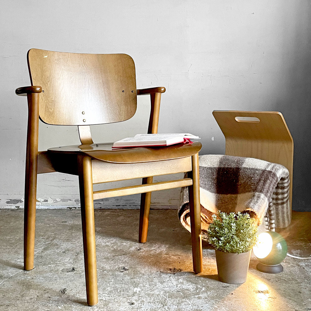 アルテック artek ドムスチェア Domus Chair ダイニングチェア ハーフアーム バーチ材 ウォールナットステイン スコープ SCOPE別注 イルマリ・タピオヴァーラ 北欧 フィンランド 定価￥128,700- ～ 椅子と過ごす静かな時間 ～