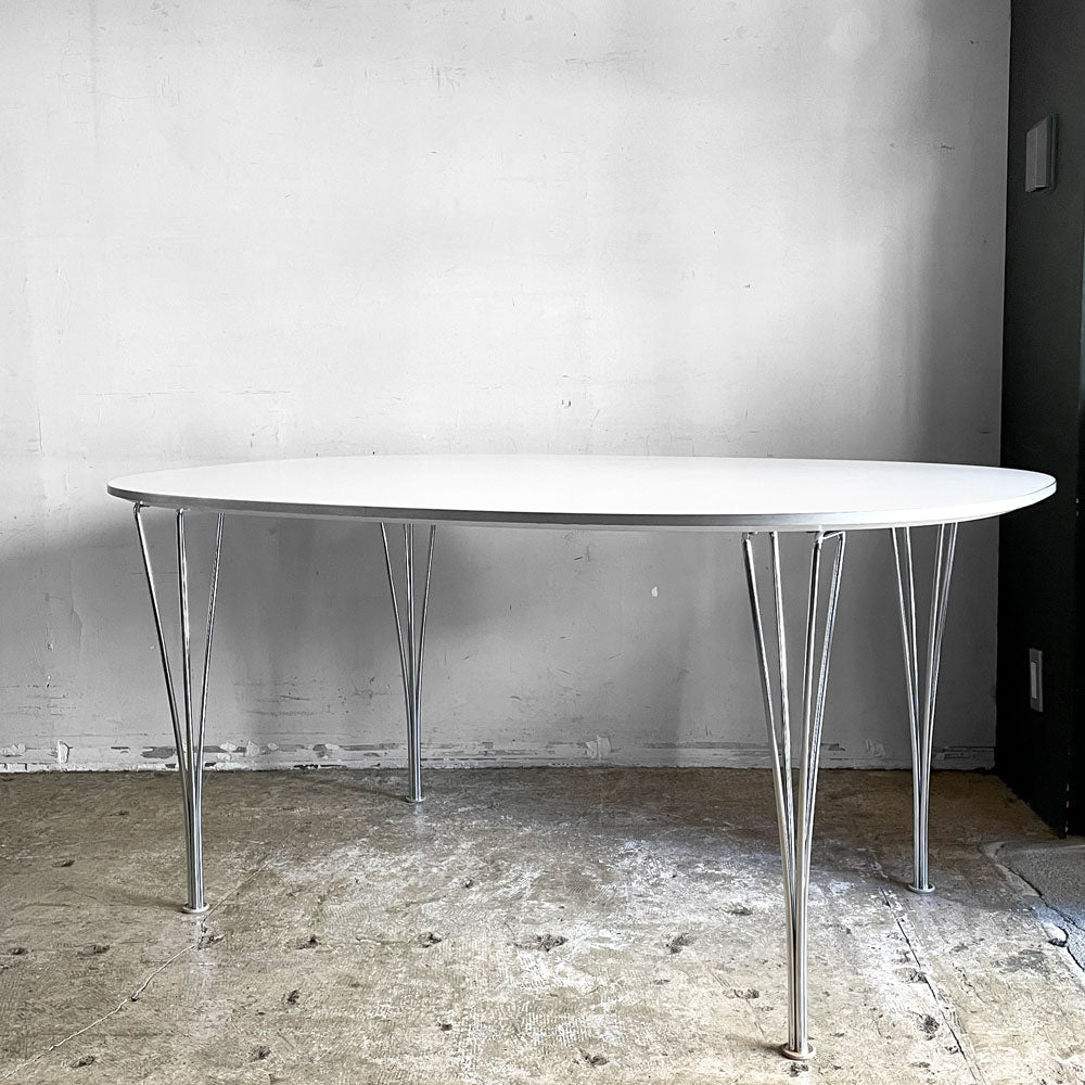 【自由が丘店】フリッツハンセン Fritz Hansen スーパー楕円 Bテーブル ダイニングテーブル W150 ピート・ヘイン アルネ・ヤコブセン 買取させていただきました。