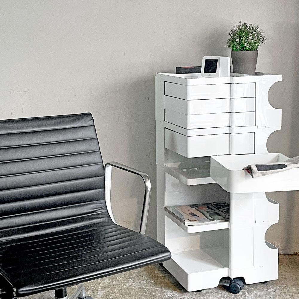 ビーライン B-LINE ボビーワゴン  BOBY WAGON 4段5トレイ ホワイトカラー ジョエ・コロンボ Joe Colombo ～ポストポストモダンを代表する機能美収納～