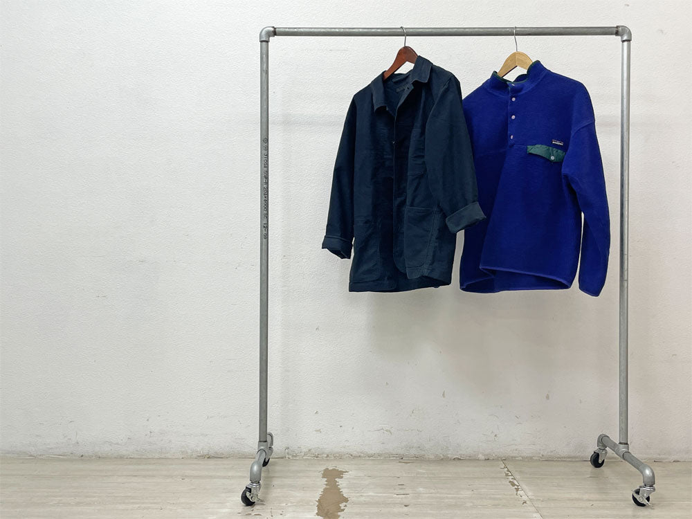 インダストリアルスタイル Industrial Style ハンガーラック パイプ 水道管 ガス管 キャスター付 工業系 店舗什器 中古品 買い取りしました。