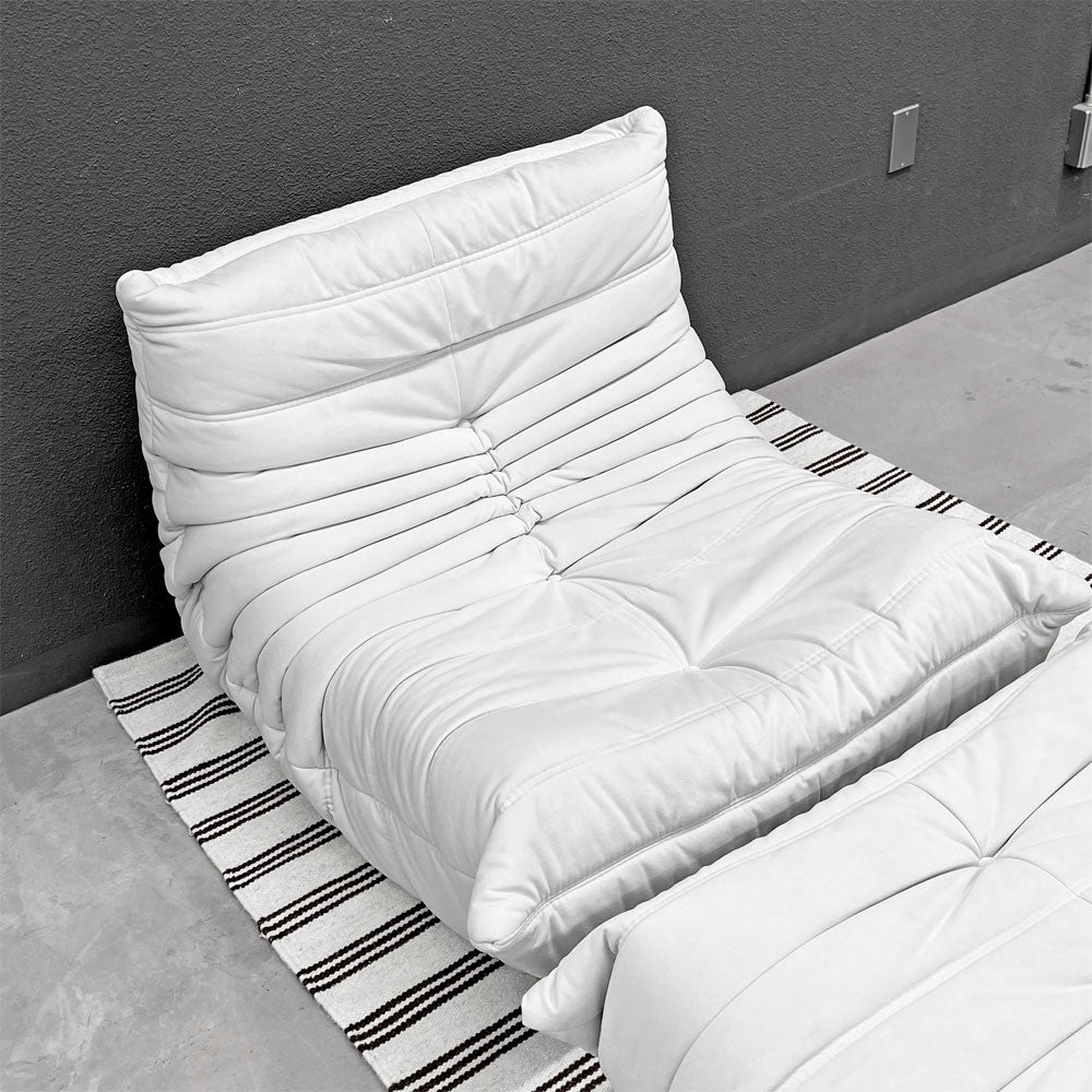 リーンロゼ ligne roset トーゴ TOGO ソファ＆ パフ ウルトラスエード 美品 ミッシェルデュカロワ  ～世界中でバズってるソファ～