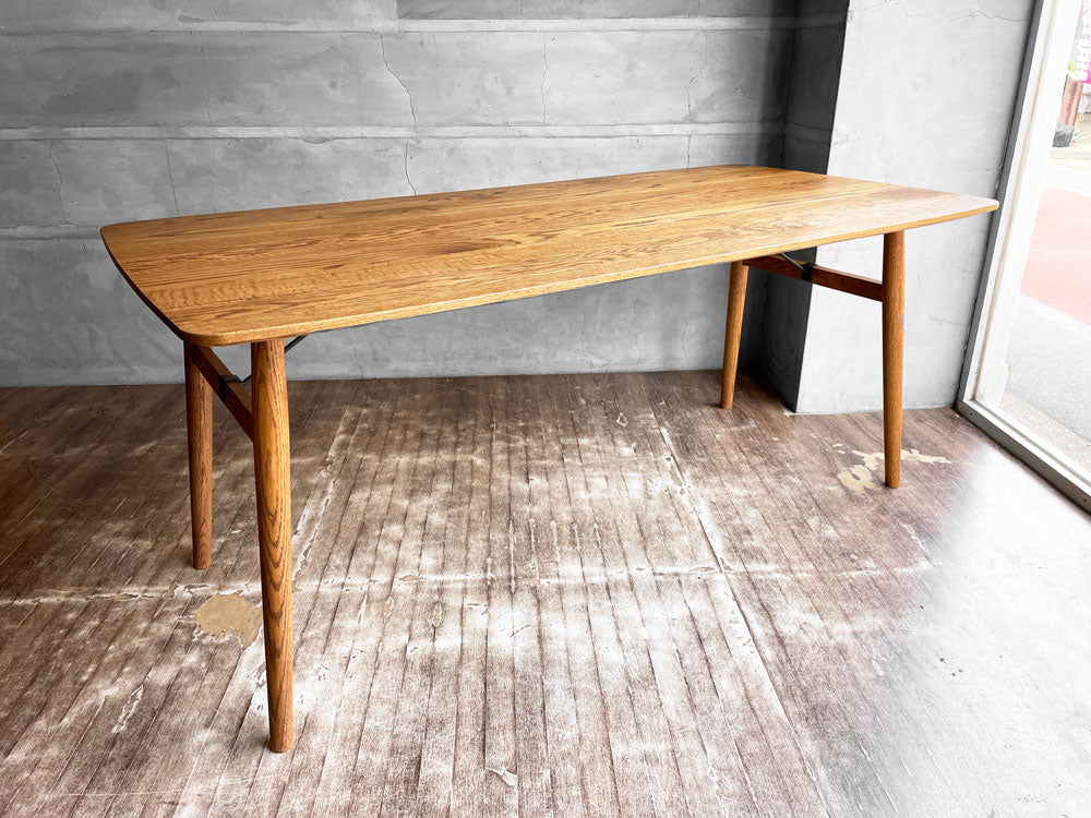 モモナチュラル MOMO Natural ベント VENT OVAL TOP MEDIUM ダイニングテーブル ISO WOOD LEG オーク無垢材 オーダーメイド品 定価￥93,000- 中古品 買い取りしました。
