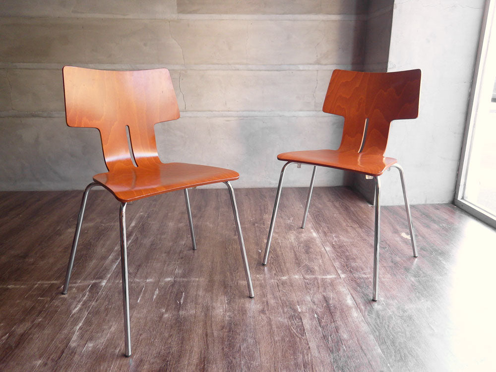 カリガリス Calligaris ダイニングチェア 2脚セット ビーチ材 プライウッド スタッキング イタリア モダン 中古品 買い取りしました。