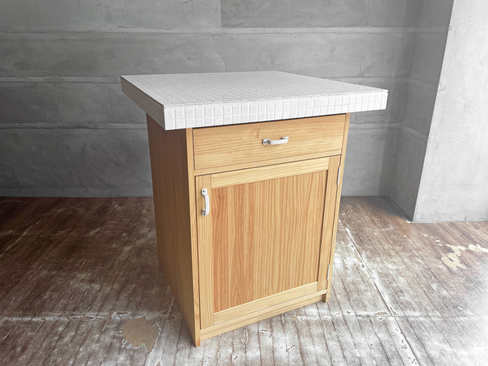 モモナチュラル MOMO Natural アイランドカウンター S ISLAND COUNTER S タイル天板 パイン材 ナチュラル 定価\104,000- 中古品 買い取りしました。