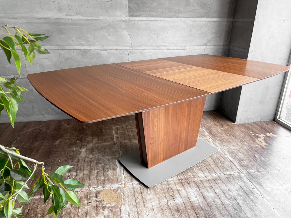 ボーコンセプト BoConcept ミラノ MILANO エクステンション EX ダイニングテーブル ウォールナット 伸長式 W140・190 買い取りしました。