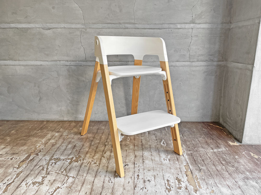 ストッケ STOKKE ステップス Steps ベビーチェア キッズチェア オールインワンシーティングシステム ホワイト ナチュラル 北欧 中古品 買い取りしました。