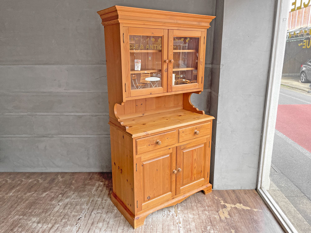ペニーワイズ THE PENNY WISE パイン材無垢 カップボード キッチンボード 英国家具 UKカントリー 中古品 買い取りしました。