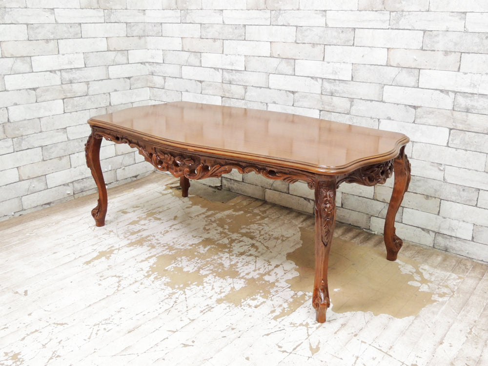 ヨーロピアンクラシカル European Classical センターテーブル ローテーブル 無垢集成材 ロココ 猫脚 ボタニカル 中古品 買い取りしました。