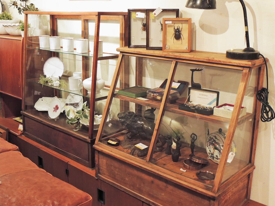 ビンテージ 古い木製 ショーケース ディスプレイケース 陳列棚 店舗什器 × 2点 ～お家で簡単！憧れの雑貨屋さん～