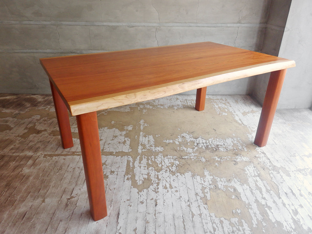 家具蔵 KAGURA テーブル ネイチャーⅡ TABLE NATURE Ⅱ ダイニングテーブル チェリー無垢材 耳付き クラフト家具  中古品 買い取りしました。