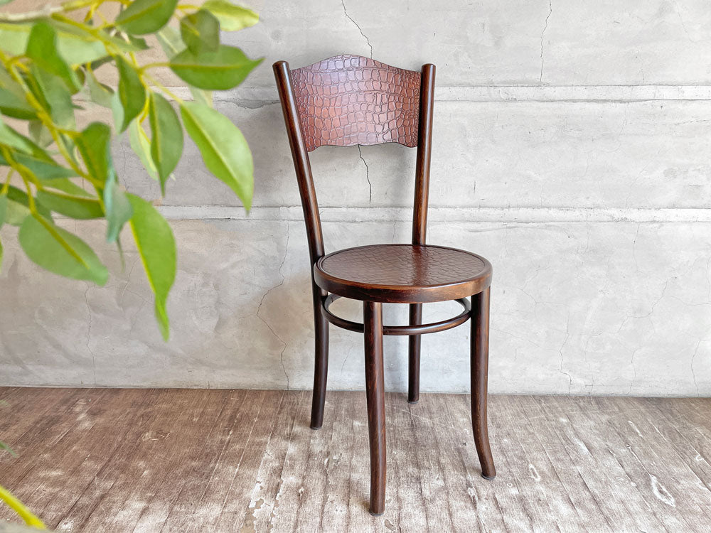 トーネット Thonet ビンテージ ベントウッドチェア クロコダイル柄型押し ビーチ材 ポーランド製 希少 中古品 買い取りしました。