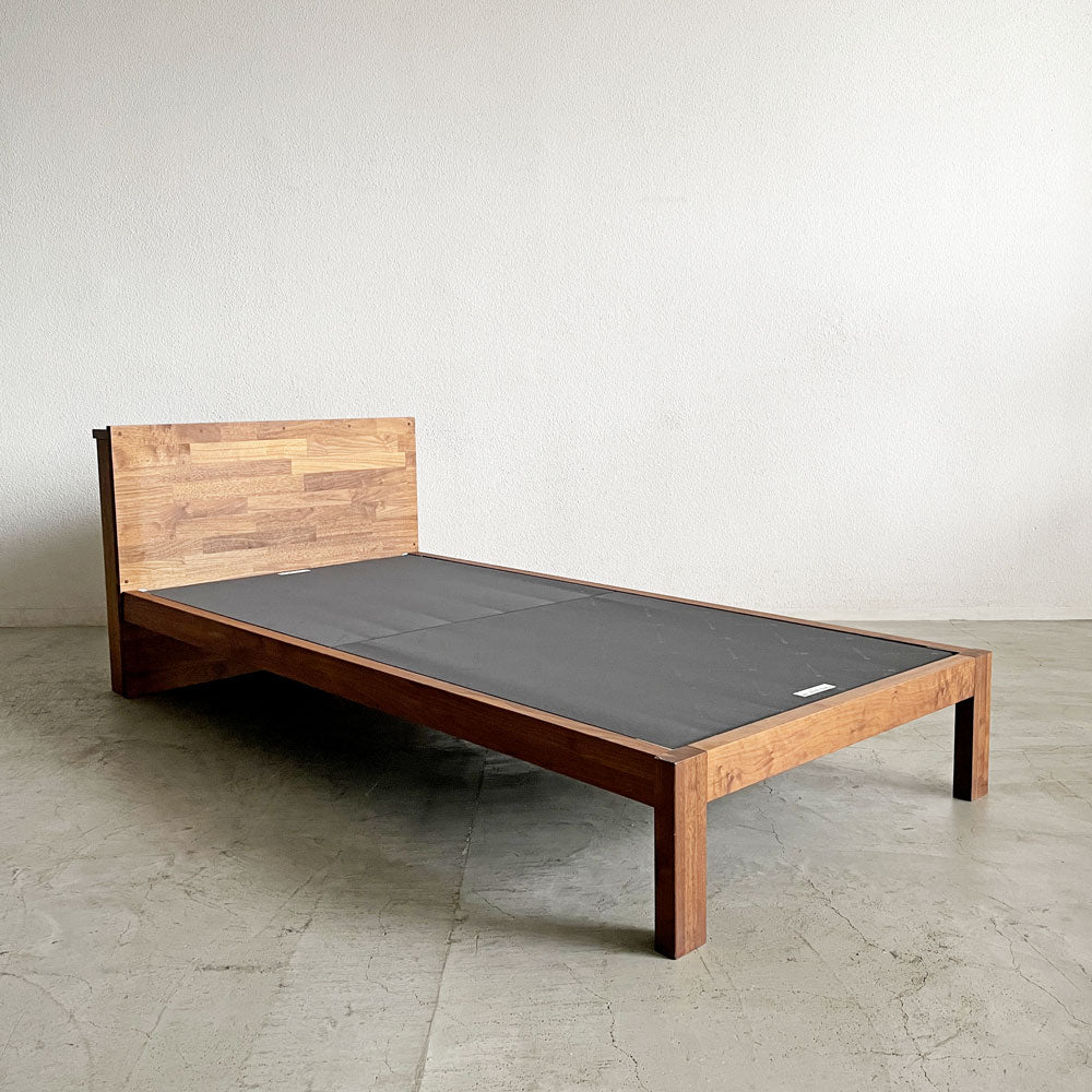 【登戸BASE店】マスターウォール MASTERWAL ピッキオ ピービ―ワン ベッド Picchio PB1 BED シングルベッドフレーム ウォールナット無垢材 アカセ木工 廃番 展示品 買取させていただきました。