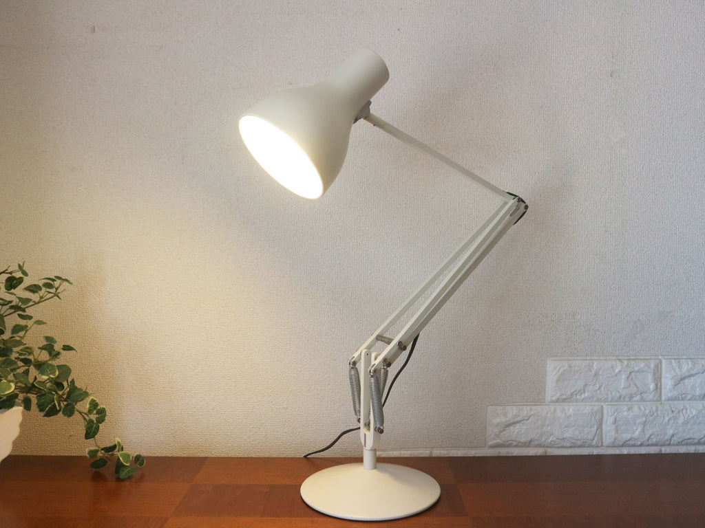 アングルポイズ ANGLEPOISE Type75 デスクランプ アルパインホワイト Alpine White タスクライト 英国 ケネス・グランジ Sir Kenneth Grange 中古品  買い取りしました。