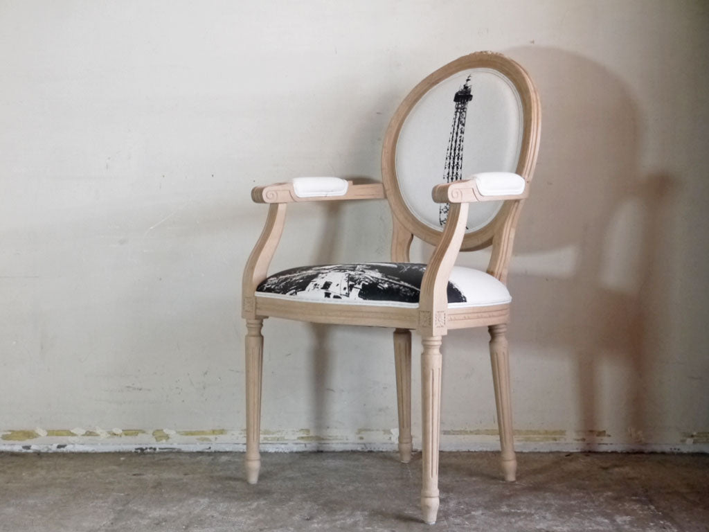 ビラブドデザイン BELOVED DESIGN クラシック 2 CLASSIC II armchair アームチェア シルクプリント La tour Eiffel エッフェル塔 中古品 買い取りしました。