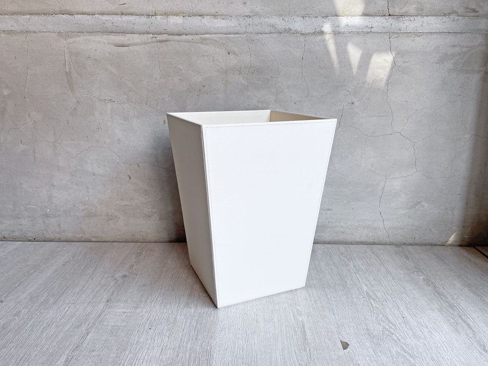 カッシーナイクスシー Cassina ixc. オリジナル レザー ダストボックス ホワイト ゴミ箱 モダンデザイン イタリア 中古品 買い取りしました。