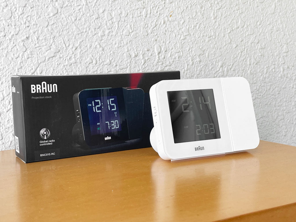 ブラウン BRAUN BNC015-RC デジタルプロジェクション アラームクロック 卓上時計 ホワイト プロジェクション機能 ドイツ 展示品 計4点 中古品 買い取りしました。