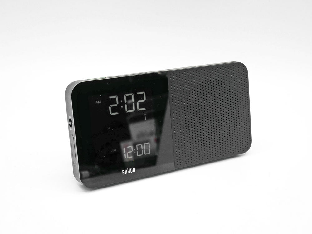 ブラウン BRAUN ラジオクロック Radio Clock ブラック BNC010 置時計 デジタル時計 アラーム AM/FMラジオ 液晶ライト ドイツ 中古品 買い取りしました。