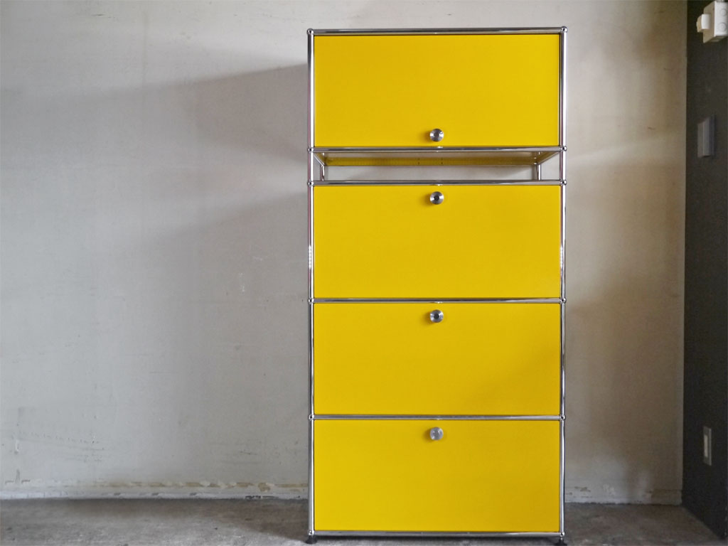 USMハラー USM Haller モジュラーファニチャー 1列5段 シェルフ キャビネット ゴールデンイエロー ドロップダウンドア フリップアップドア フリッツ・ハラー 買い取りしました。